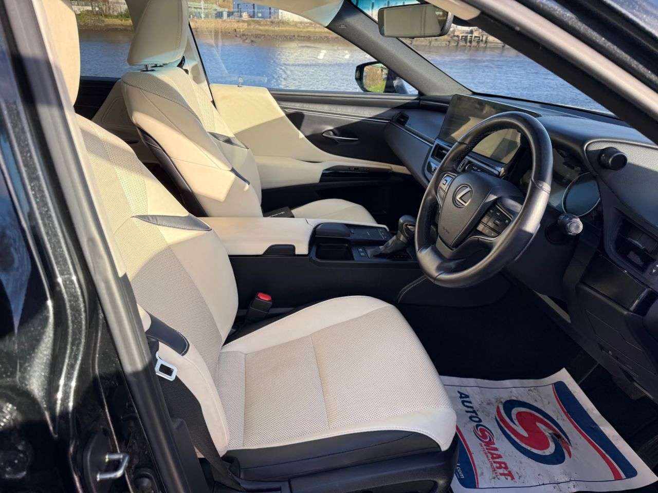 2022 LEXUS ES 2022 LEXUS ES