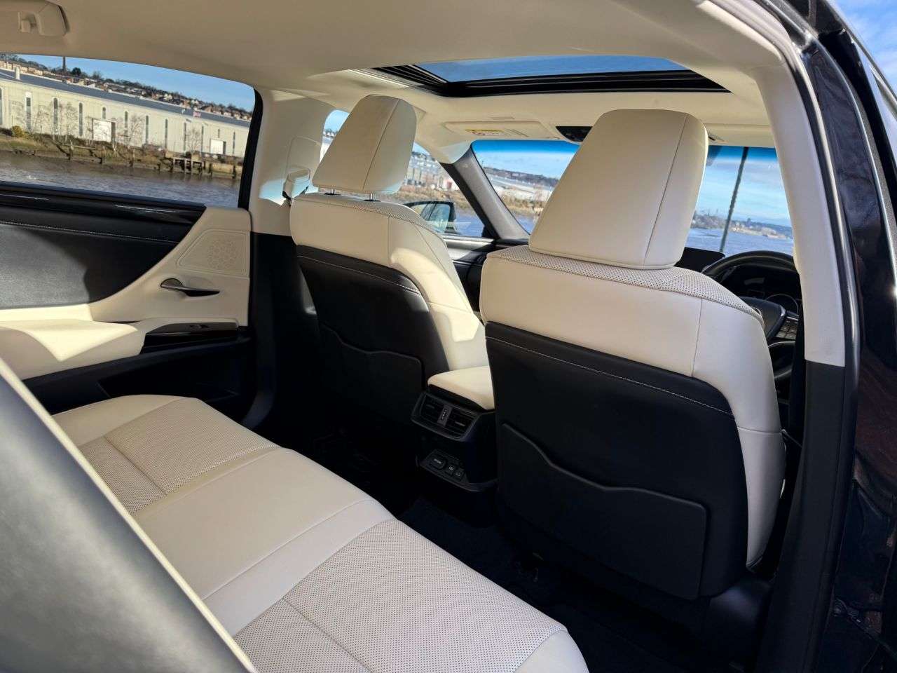 2022 LEXUS ES 2022 LEXUS ES