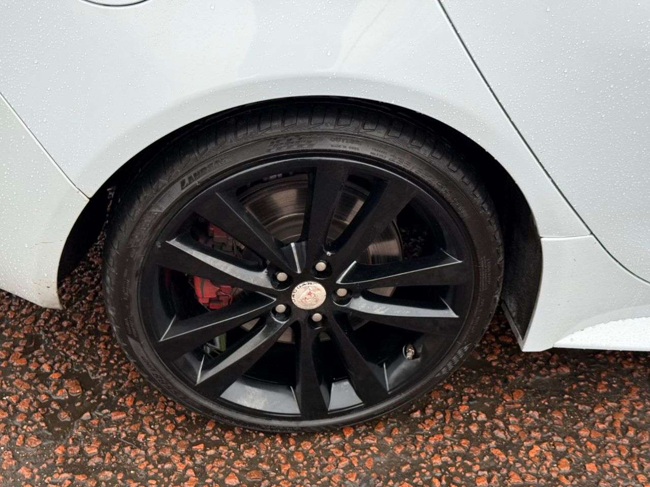 2016 JAGUAR XE 2016 JAGUAR XE