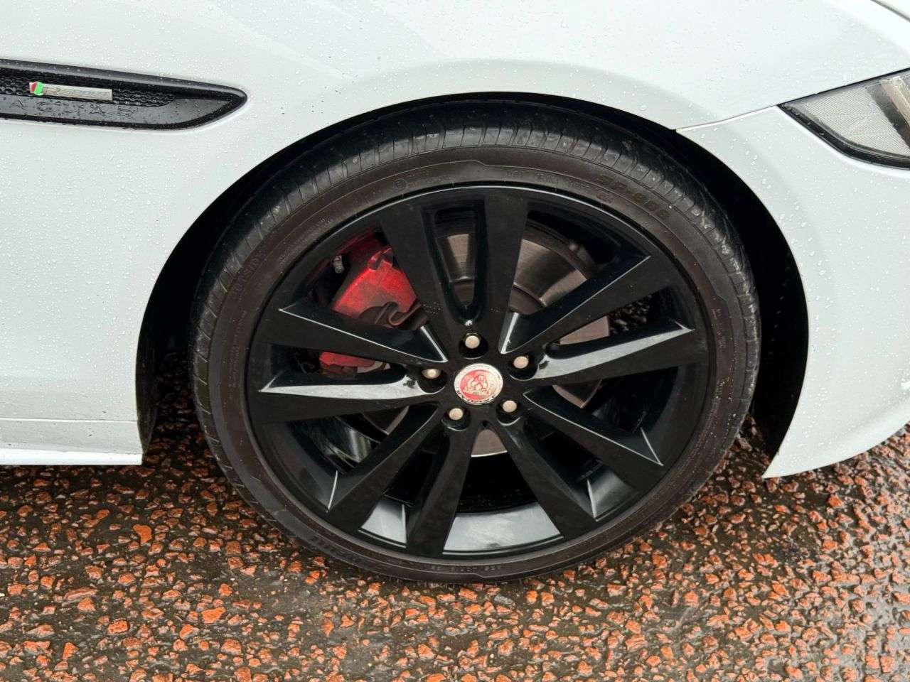 2016 JAGUAR XE 2016 JAGUAR XE