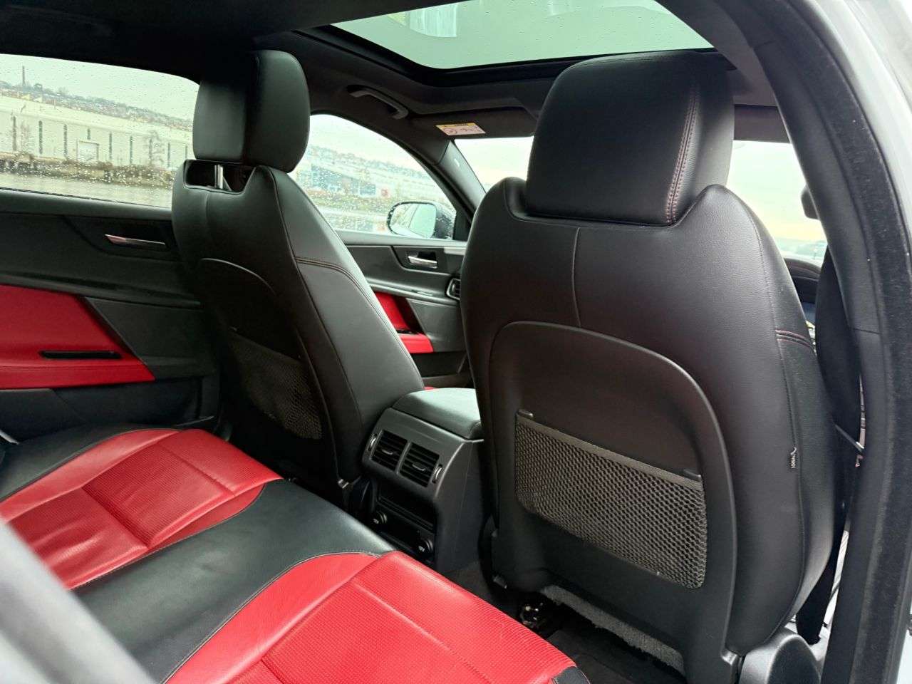 2016 JAGUAR XE 2016 JAGUAR XE