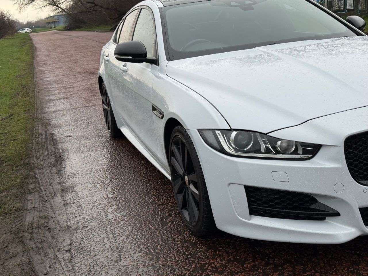 2016 JAGUAR XE 2016 JAGUAR XE