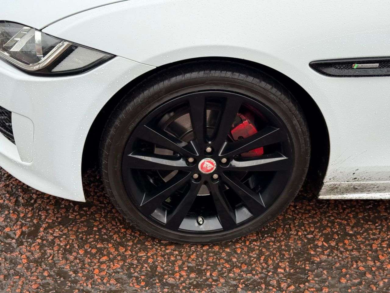 2016 JAGUAR XE 2016 JAGUAR XE