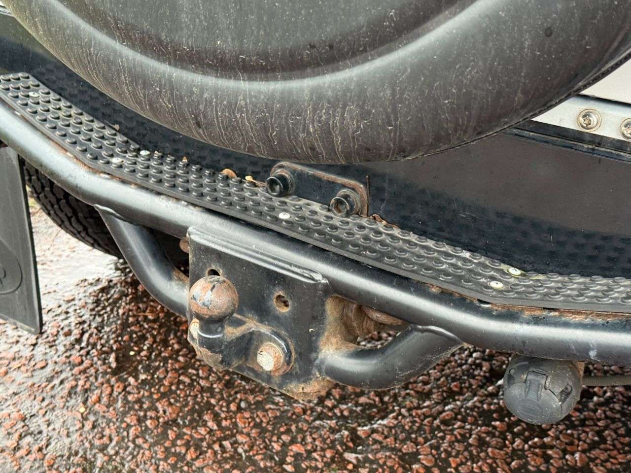 2011 LAND ROVER DEFENDER 2011 LAND ROVER DEFENDER