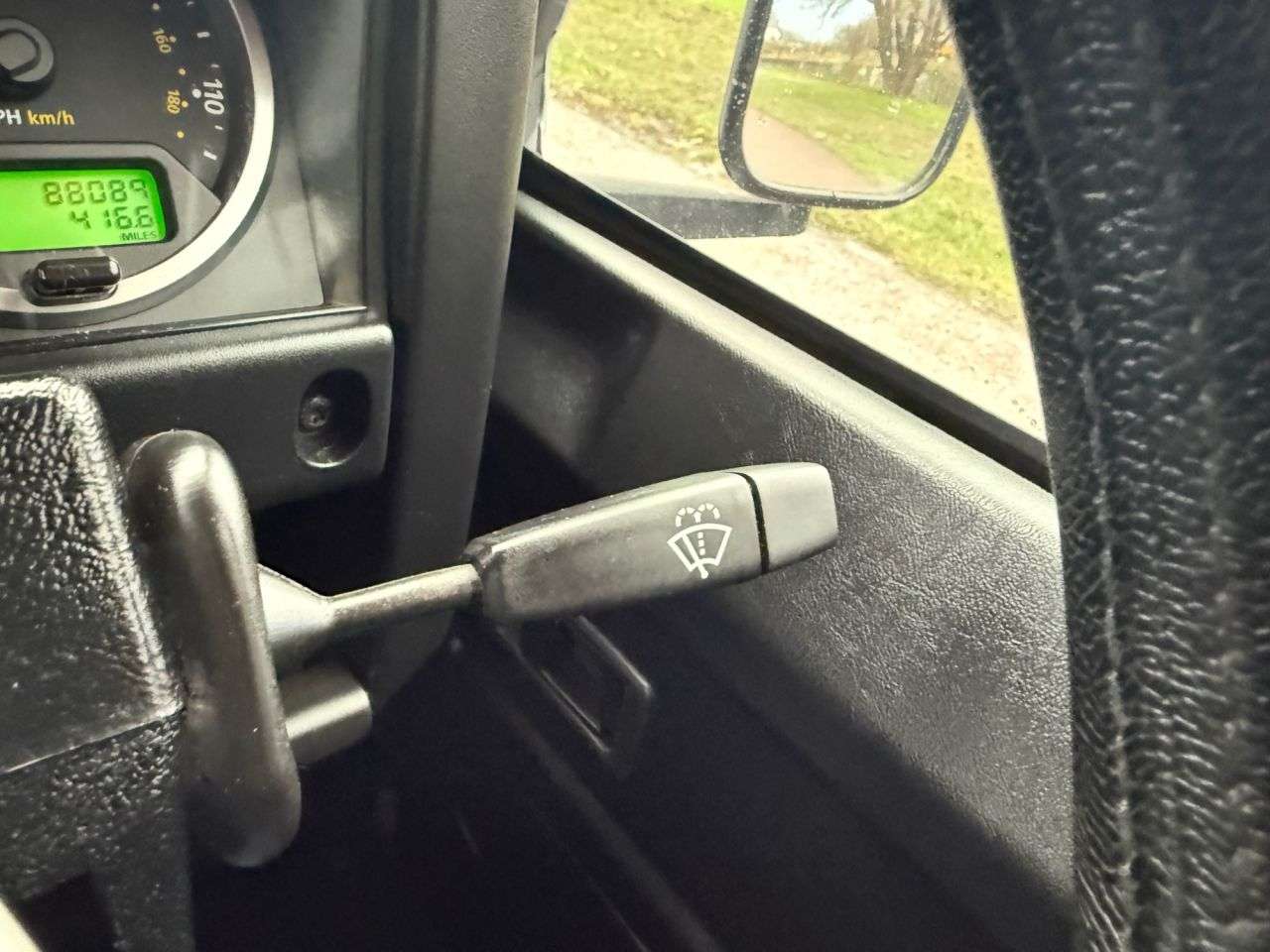 2011 LAND ROVER DEFENDER 2011 LAND ROVER DEFENDER