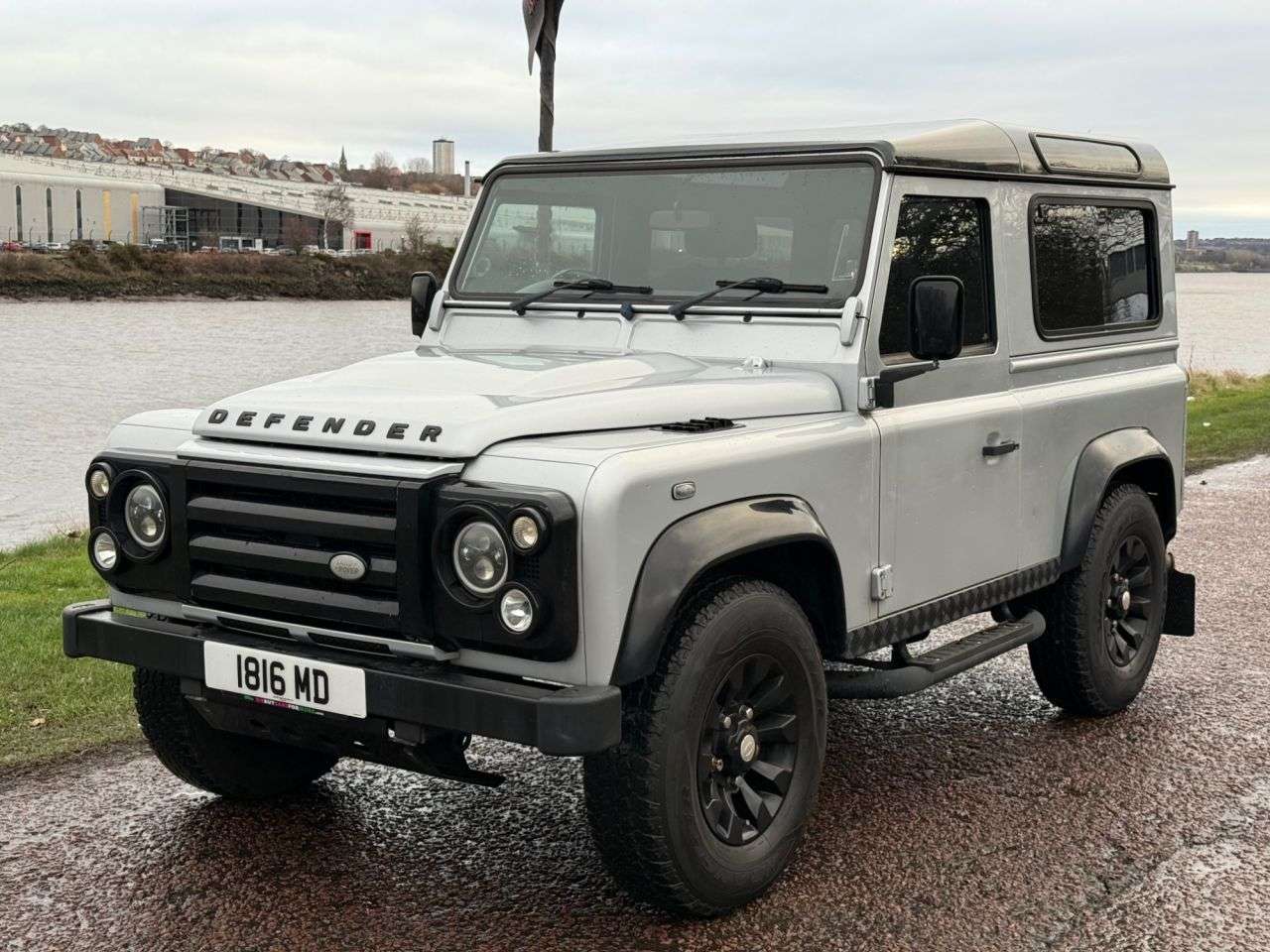 2011 LAND ROVER DEFENDER 2011 LAND ROVER DEFENDER