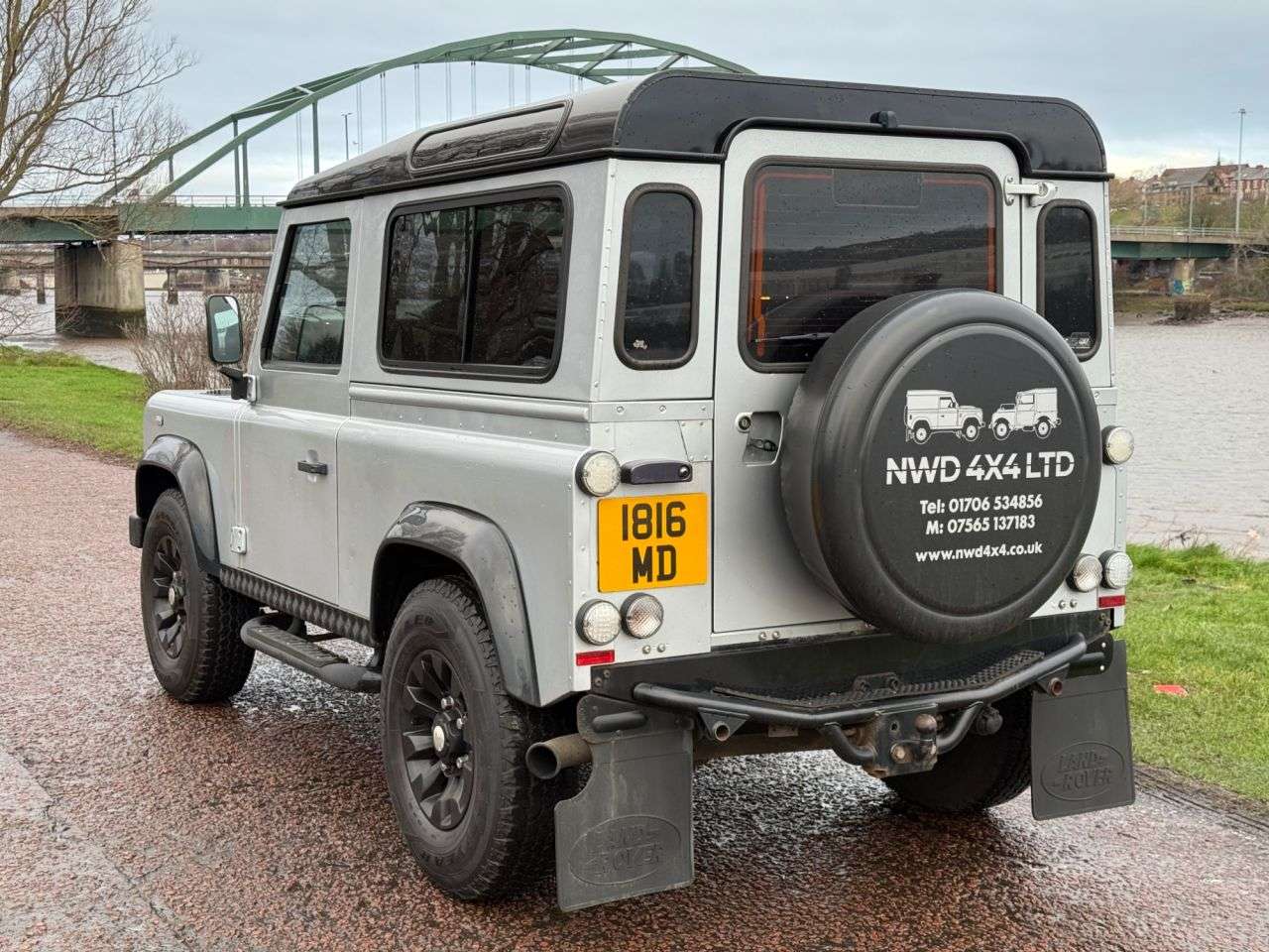2011 LAND ROVER DEFENDER 2011 LAND ROVER DEFENDER