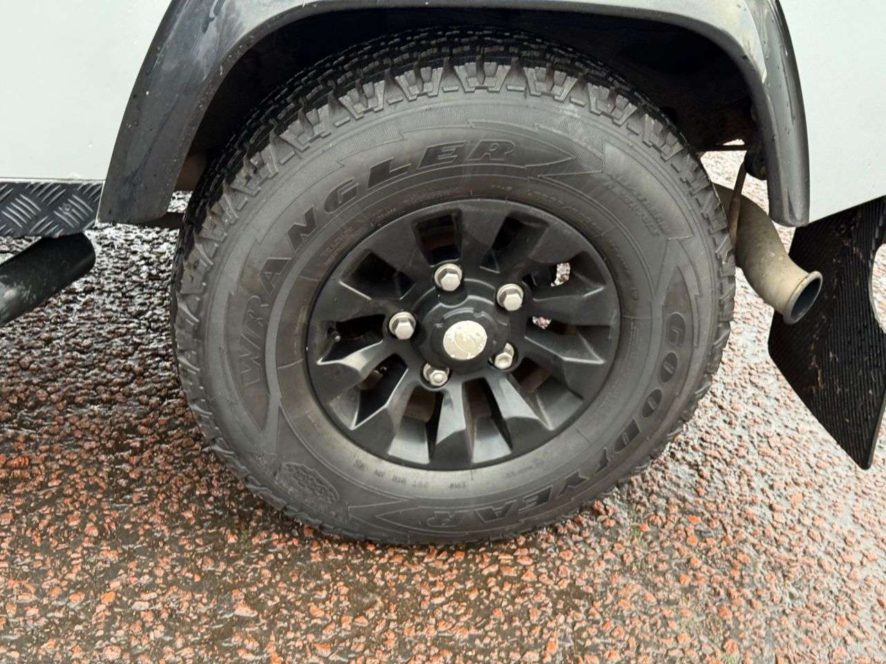 2011 LAND ROVER DEFENDER 2011 LAND ROVER DEFENDER