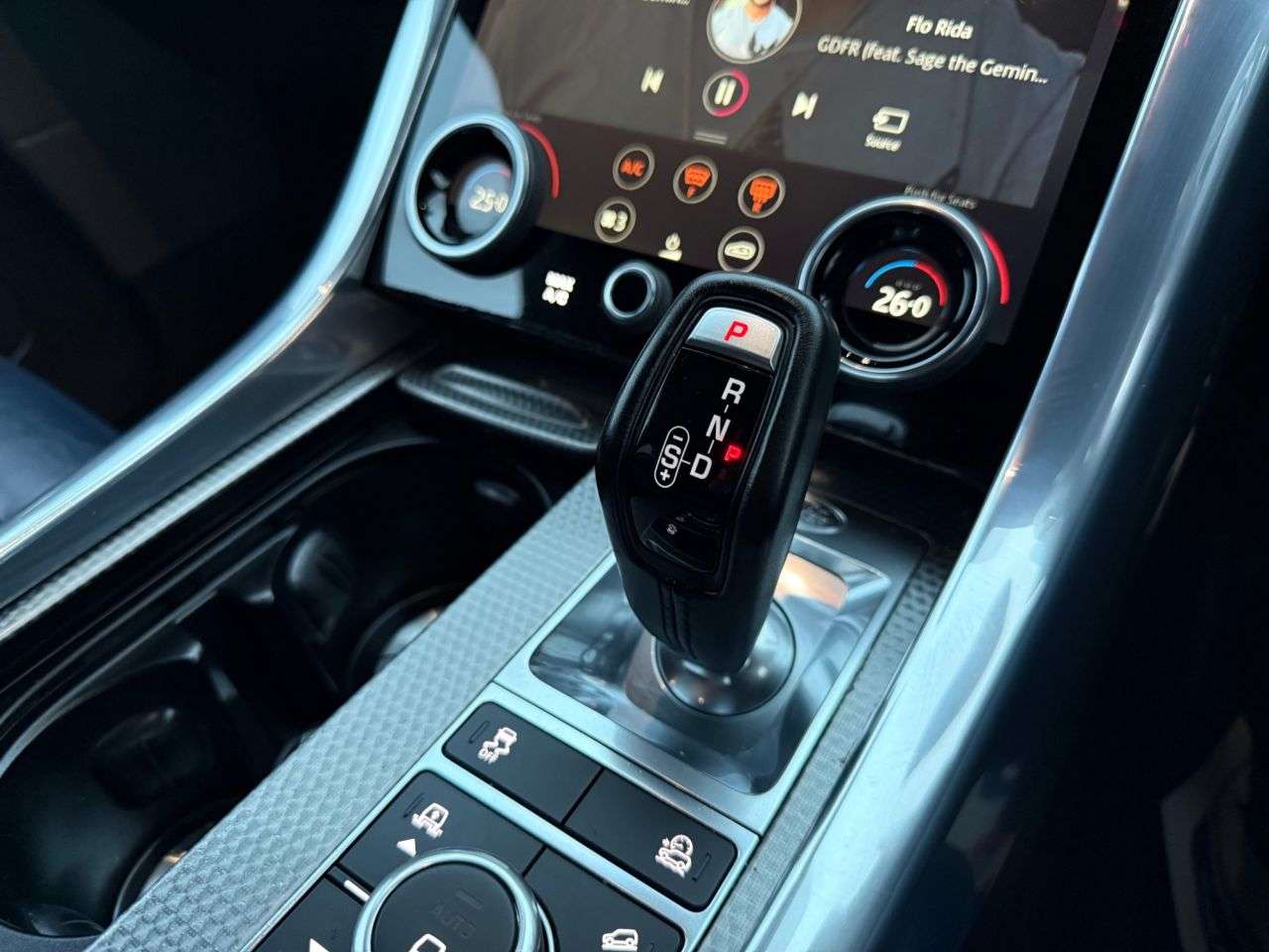 2018 LAND ROVER RANGE ROVER SPORT 2018 LAND ROVER RANGE ROVER SPORT