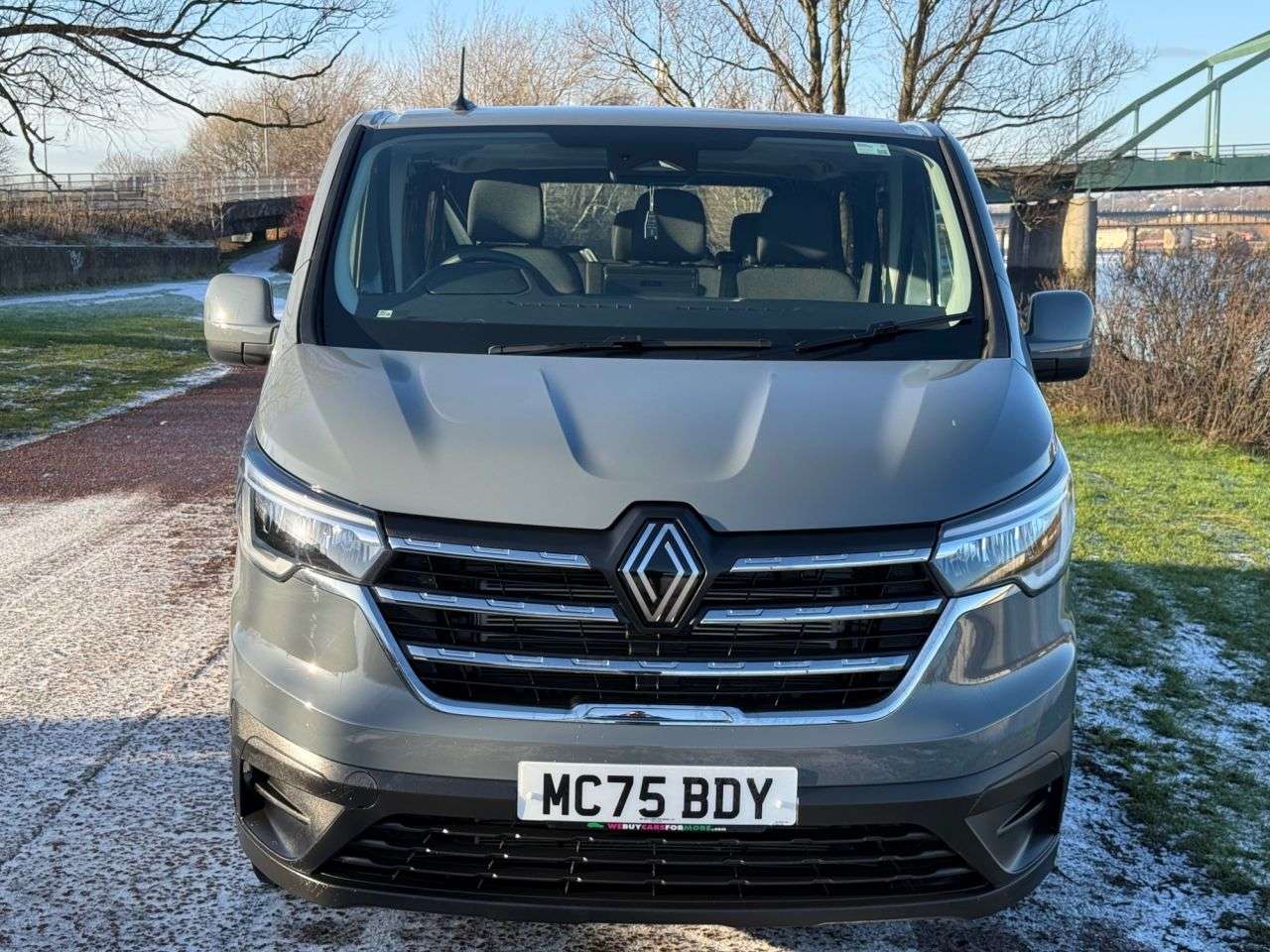 A 2025 RENAULT TRAFIC 2.0L 4d AUTO 168 BHP REVERSE 360 CAMERA, BRAND NEW A 2025 RENAULT TRAFIC 2.0L 4d AUTO 168 BHP REVERSE 360 CAMERA, BRAND NEW