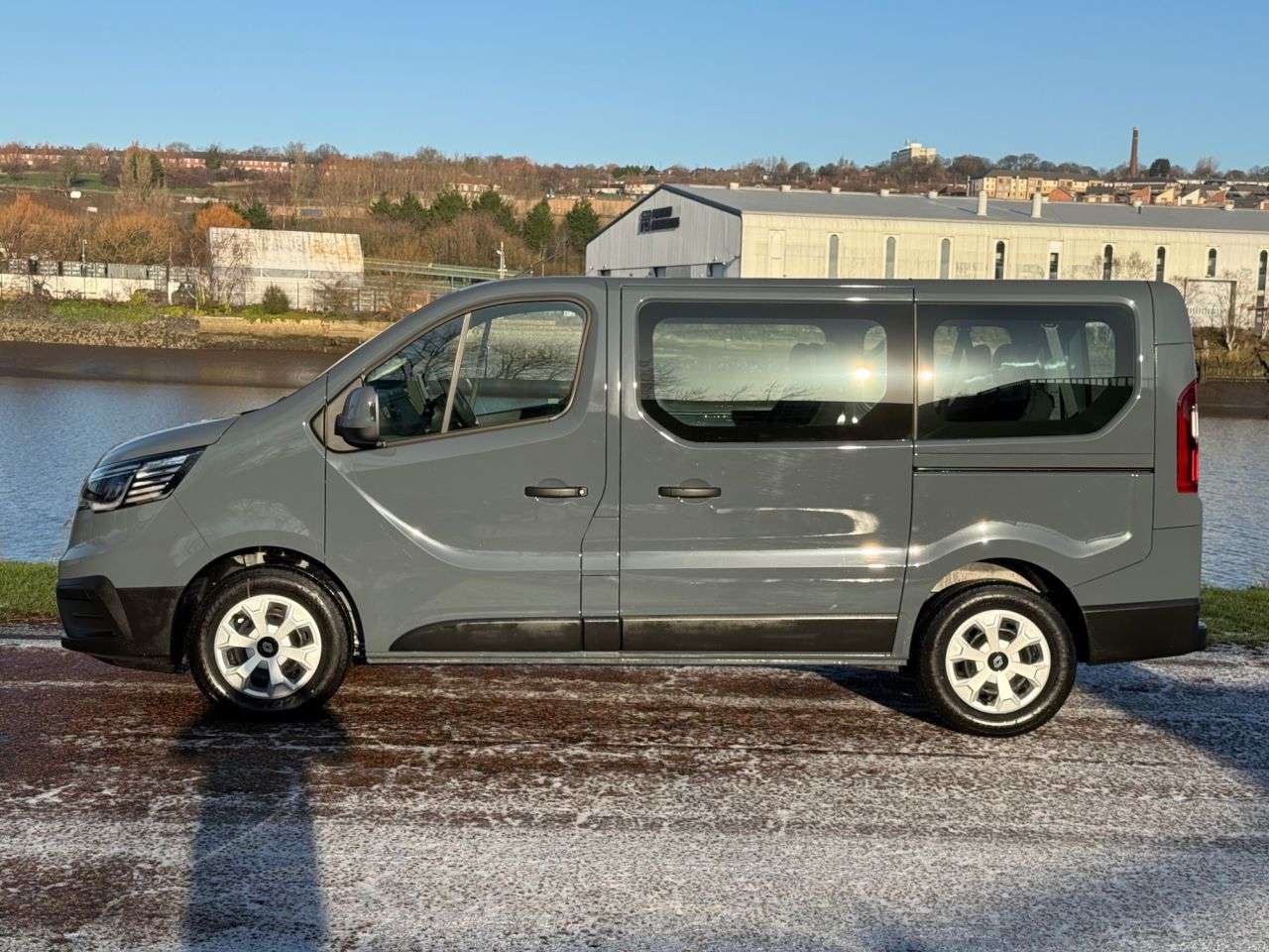 2025 RENAULT TRAFIC 2025 RENAULT TRAFIC