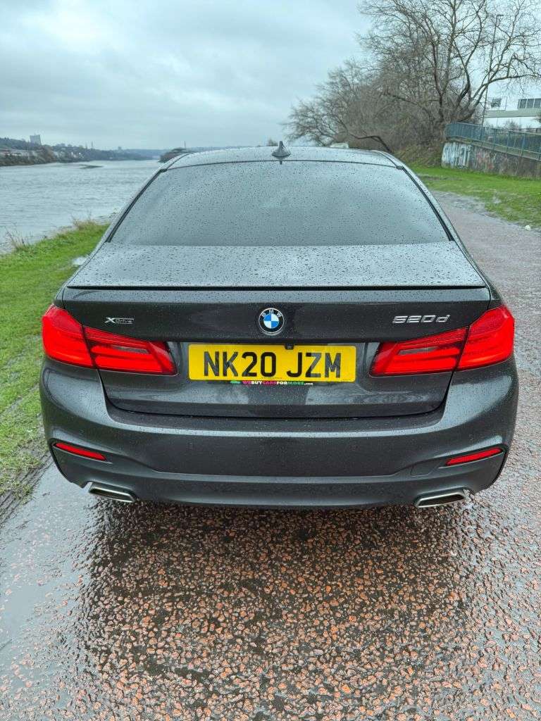 A 2020 BMW 5 SERIES 2.0 520d M Sport Saloon 4dr Diesel Auto xDrive Euro 6 (s/s) (190 ps) **FULL A 2020 BMW 5 SERIES 2.0 520d M Sport Saloon 4dr Diesel Auto xDrive Euro 6 (s/s) (190 ps) **FULL