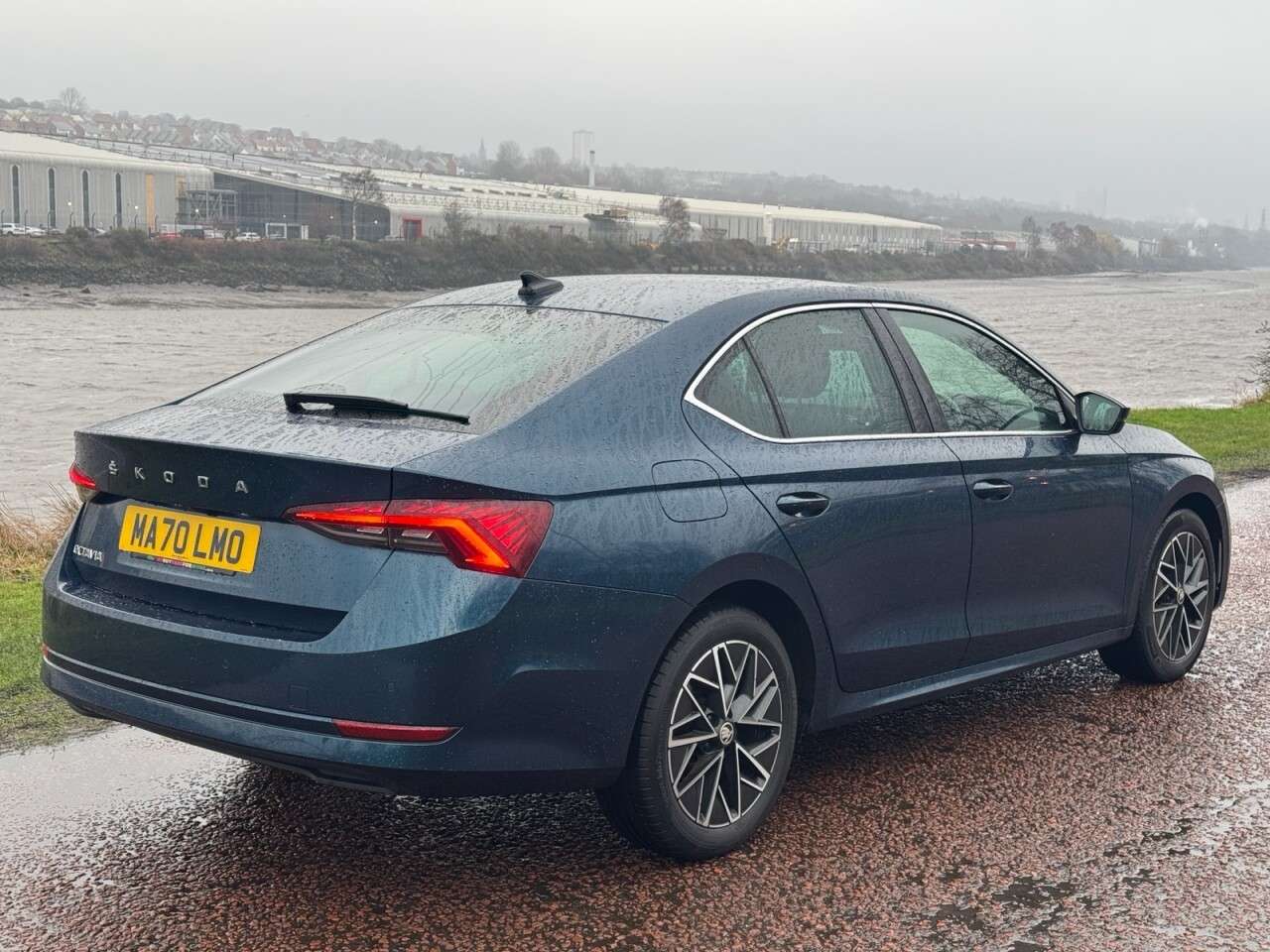 A 2020 SKODA OCTAVIA 2.0 TDI SE L First Edition Hatchback 5dr Diesel DSG Euro 6 (s/s) (150 ps) * A 2020 SKODA OCTAVIA 2.0 TDI SE L First Edition Hatchback 5dr Diesel DSG Euro 6 (s/s) (150 ps) *