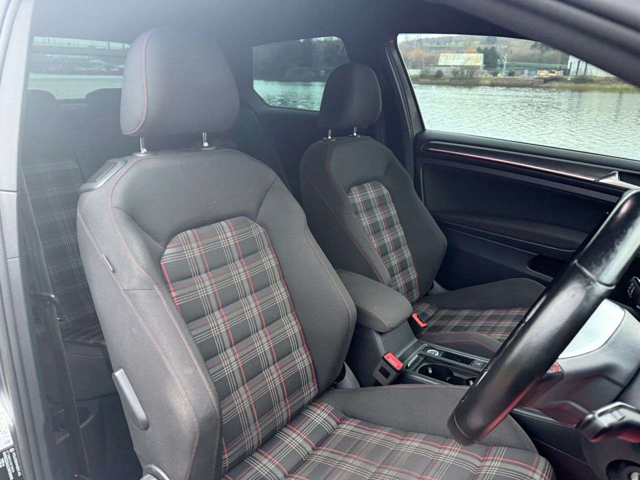 2017 VOLKSWAGEN GOLF 2017 VOLKSWAGEN GOLF