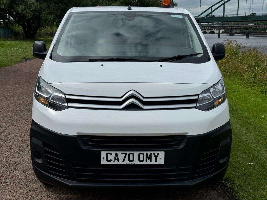 A 2020 CITROEN DISPATCH 1.5 BlueHDi 1200 Enterprise XL Panel Van 6dr Diesel Manual FWD 3 Euro 6 (s/ A 2020 CITROEN DISPATCH 1.5 BlueHDi 1200 Enterprise XL Panel Van 6dr Diesel Manual FWD 3 Euro 6 (s/