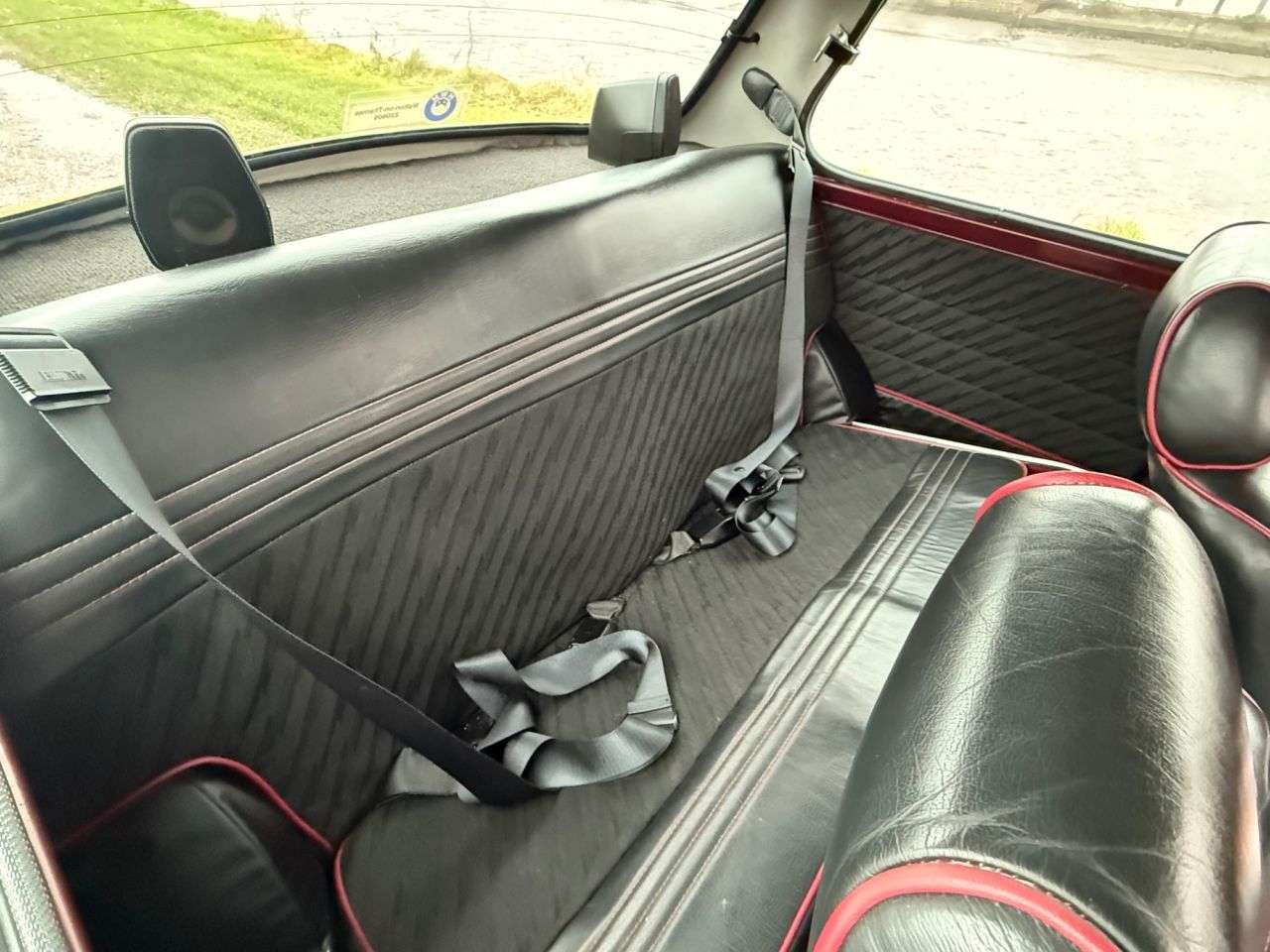 1989 AUSTIN MINI 1989 AUSTIN MINI