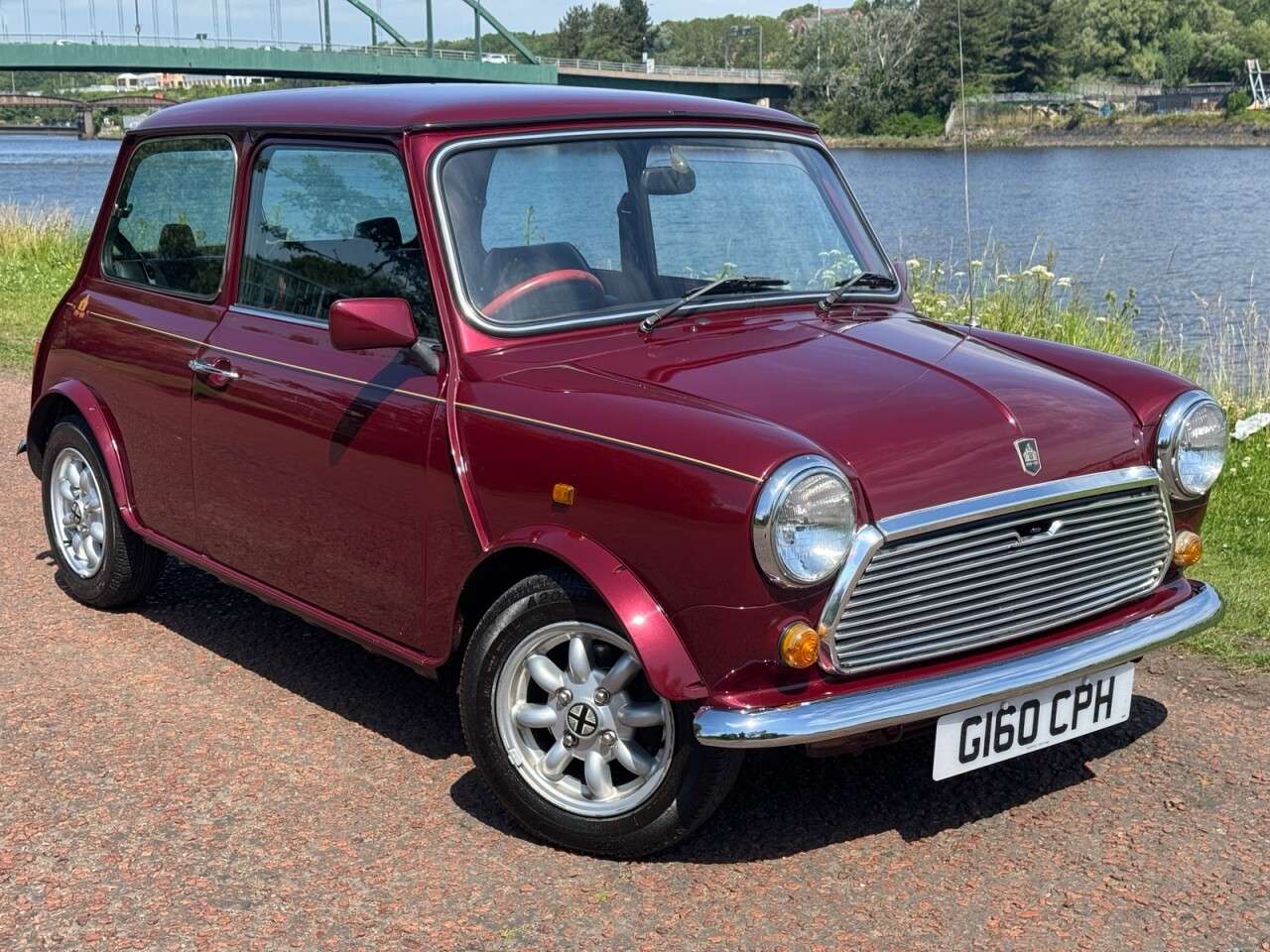 A 1989 AUSTIN MINI 1.0 PETROL MANUAL 30 **LOW MILAGE IMMACULATE EXAMPLE** A 1989 AUSTIN MINI 1.0 PETROL MANUAL 30 **LOW MILAGE IMMACULATE EXAMPLE**