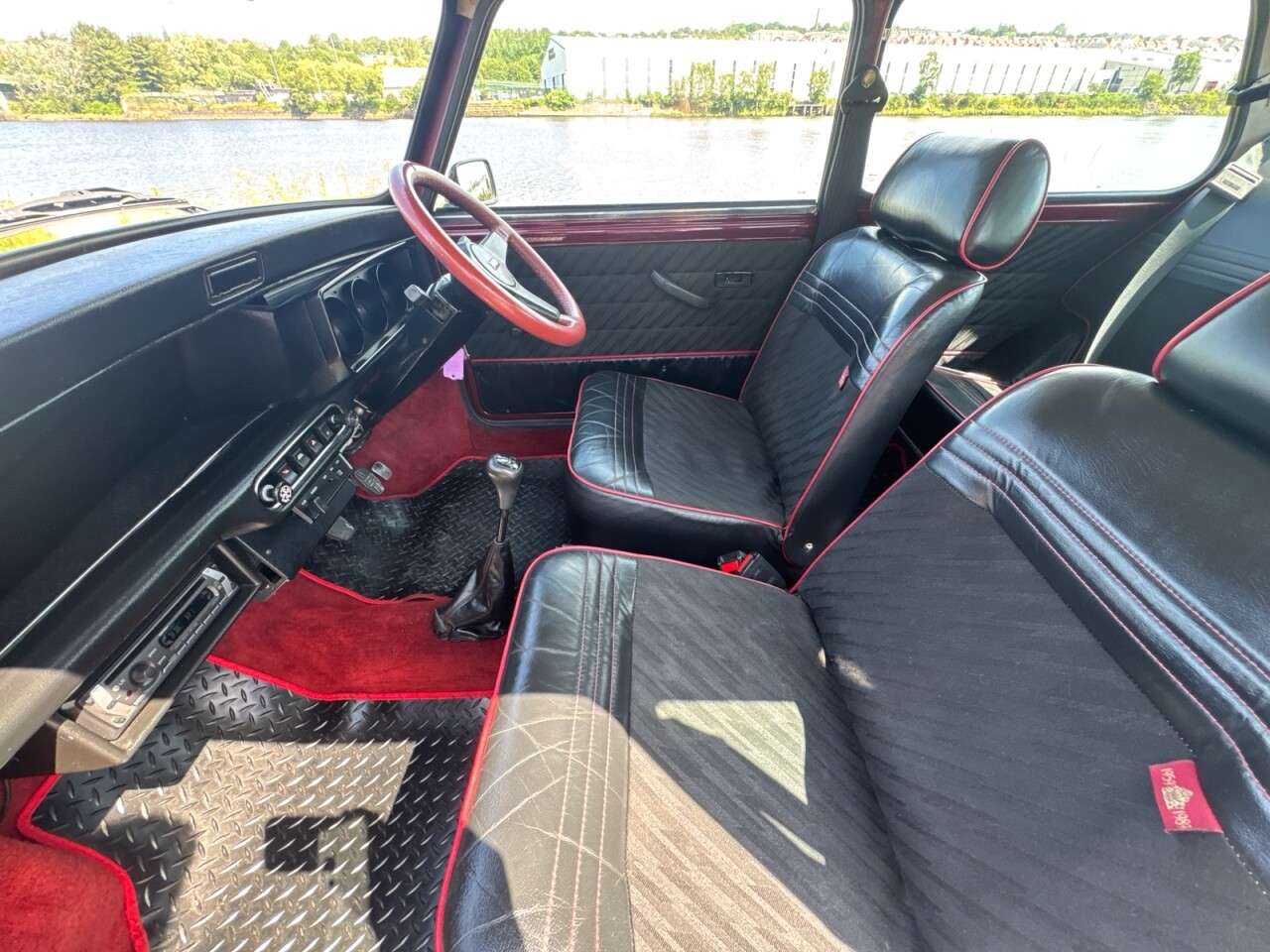 1989 AUSTIN MINI 1989 AUSTIN MINI