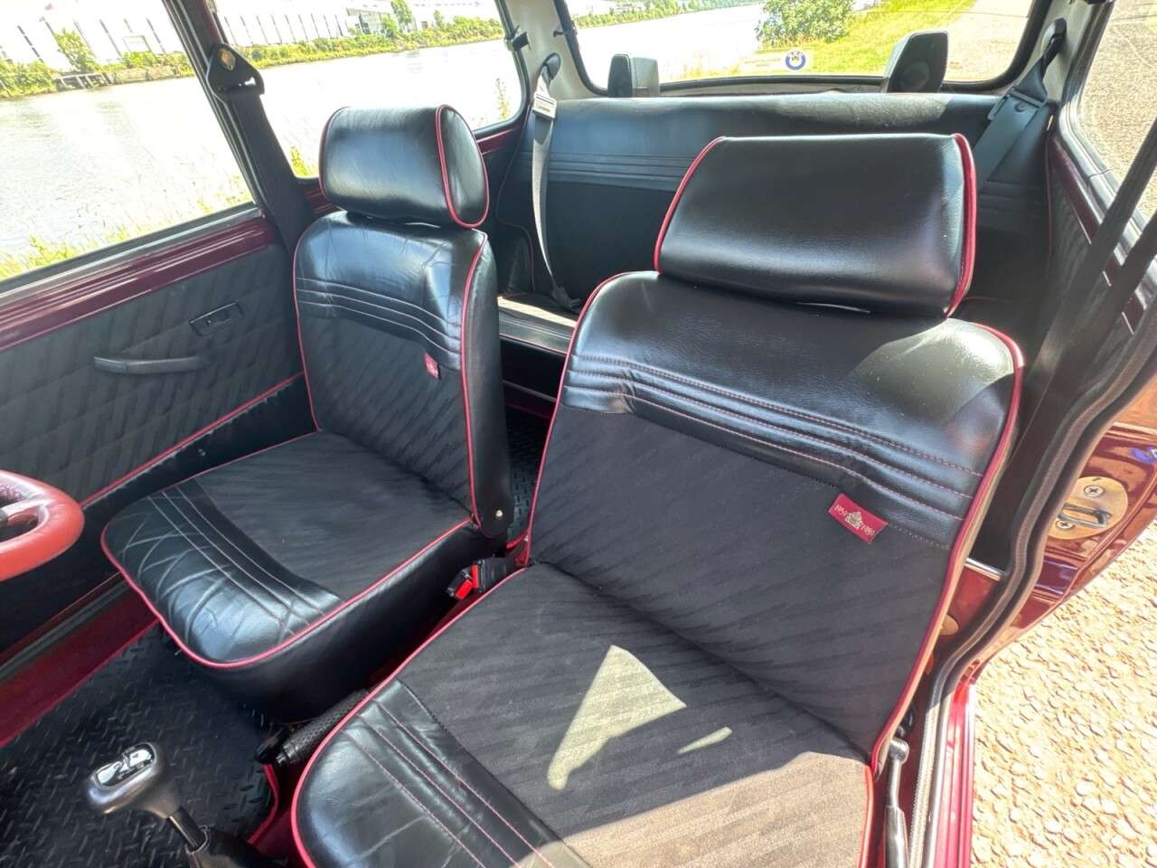 1989 AUSTIN MINI 1989 AUSTIN MINI
