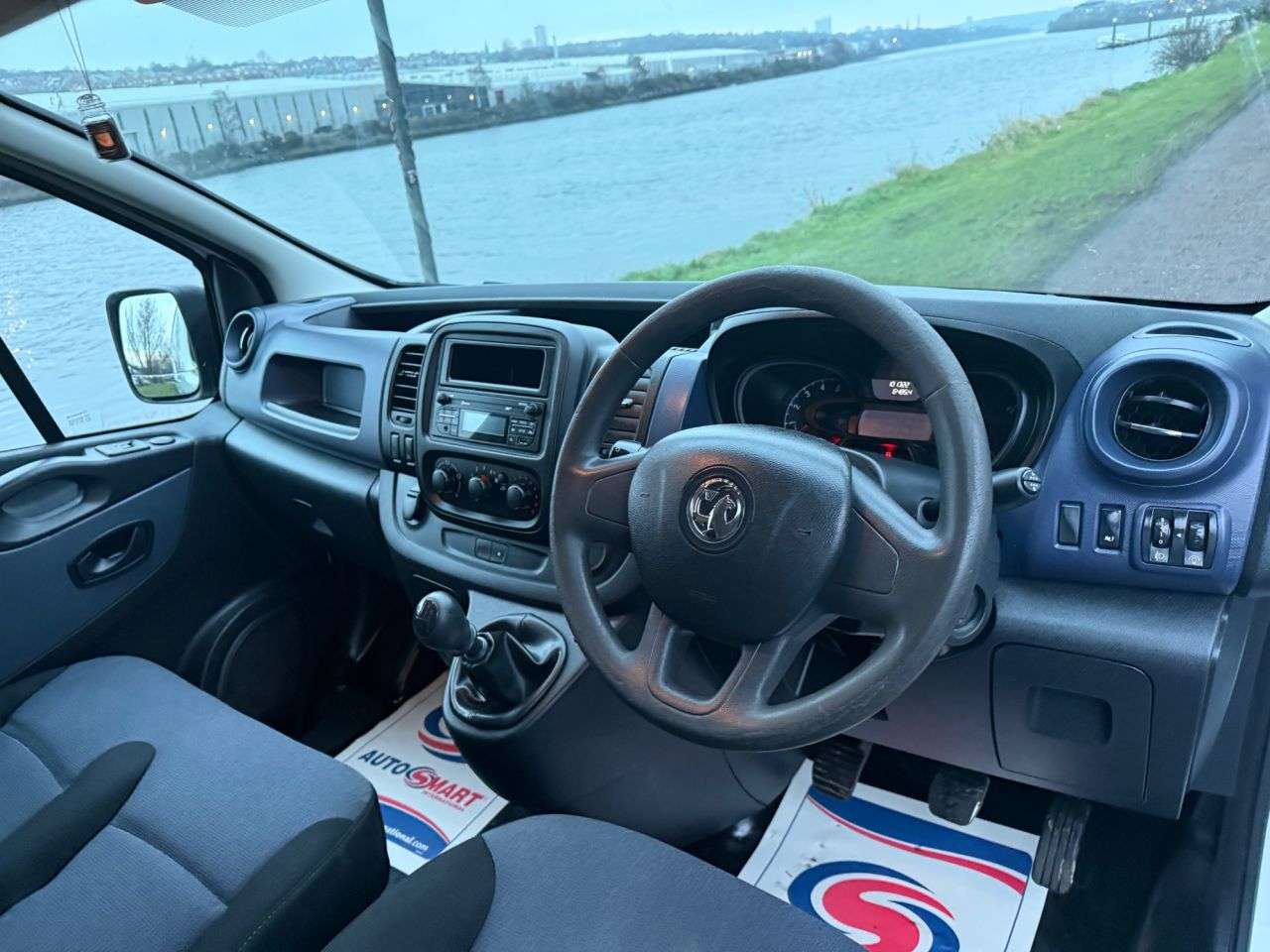 2017 VAUXHALL VIVARO 2017 VAUXHALL VIVARO