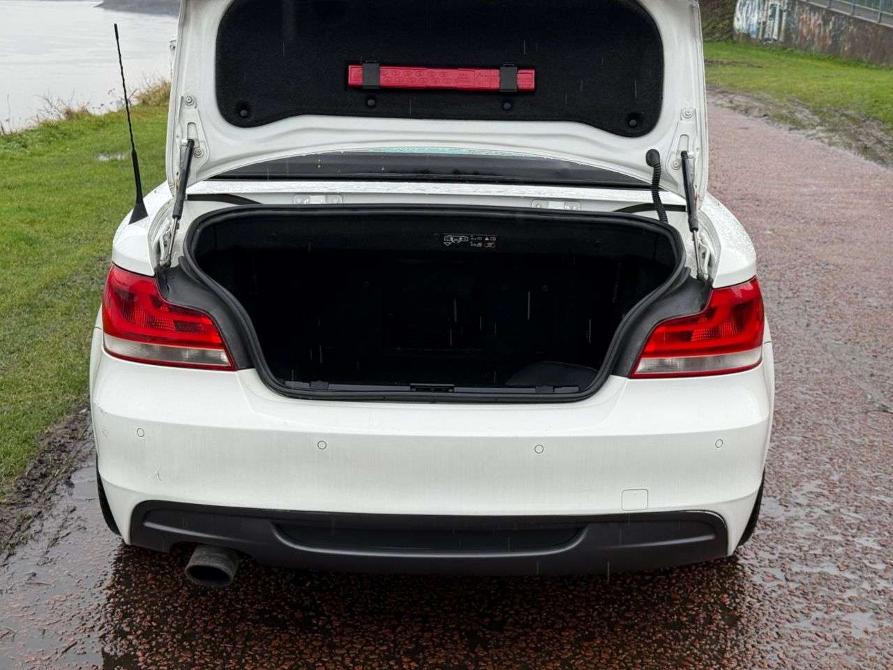 2012 BMW 1 SERIES 2012 BMW 1 SERIES