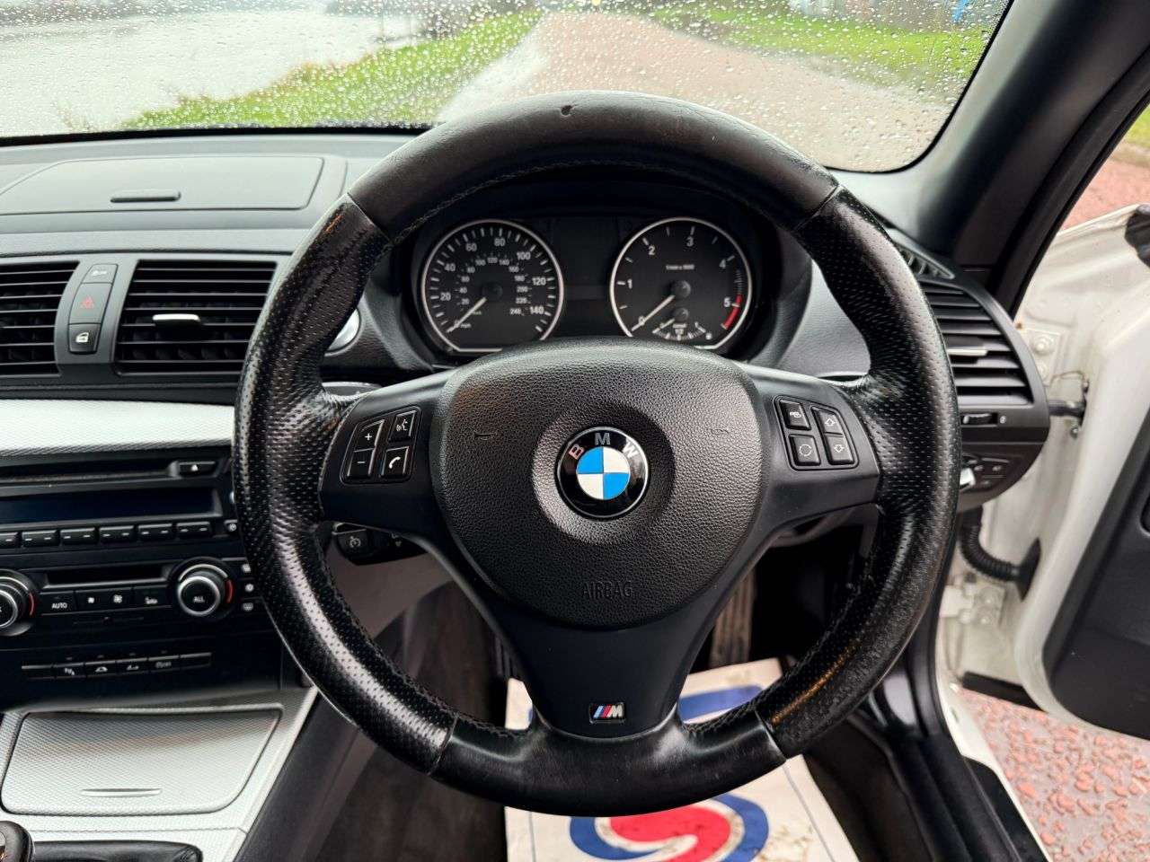 2012 BMW 1 SERIES 2012 BMW 1 SERIES