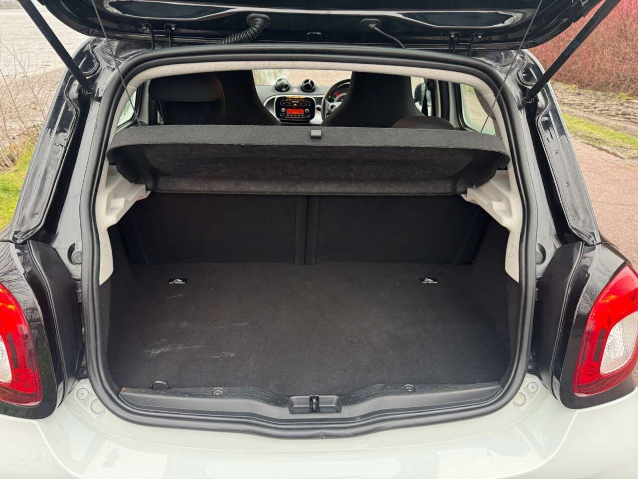 2017 SMART FORFOUR 2017 SMART FORFOUR