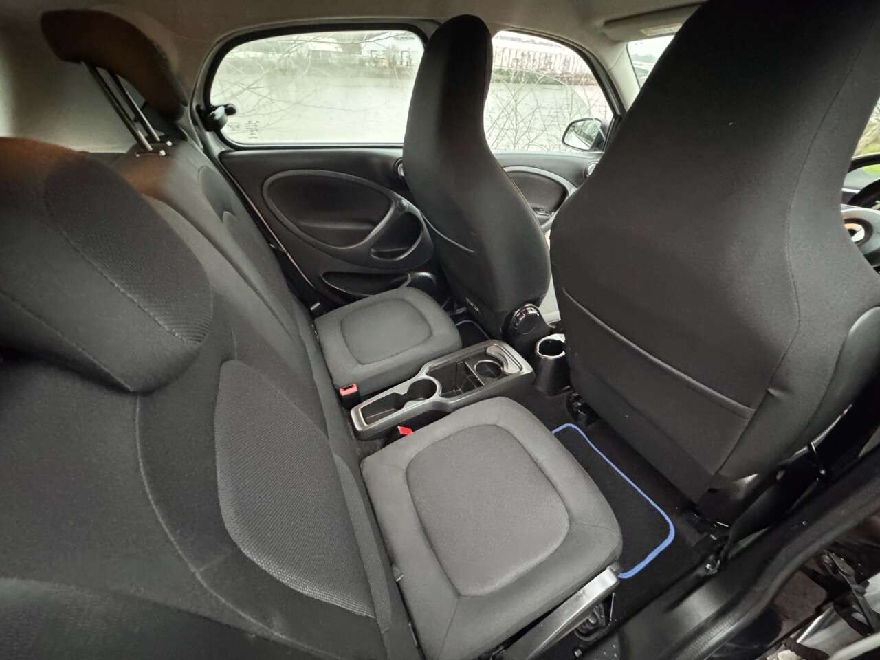 2017 SMART FORFOUR 2017 SMART FORFOUR