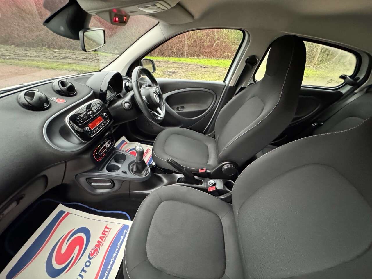 2017 SMART FORFOUR 2017 SMART FORFOUR