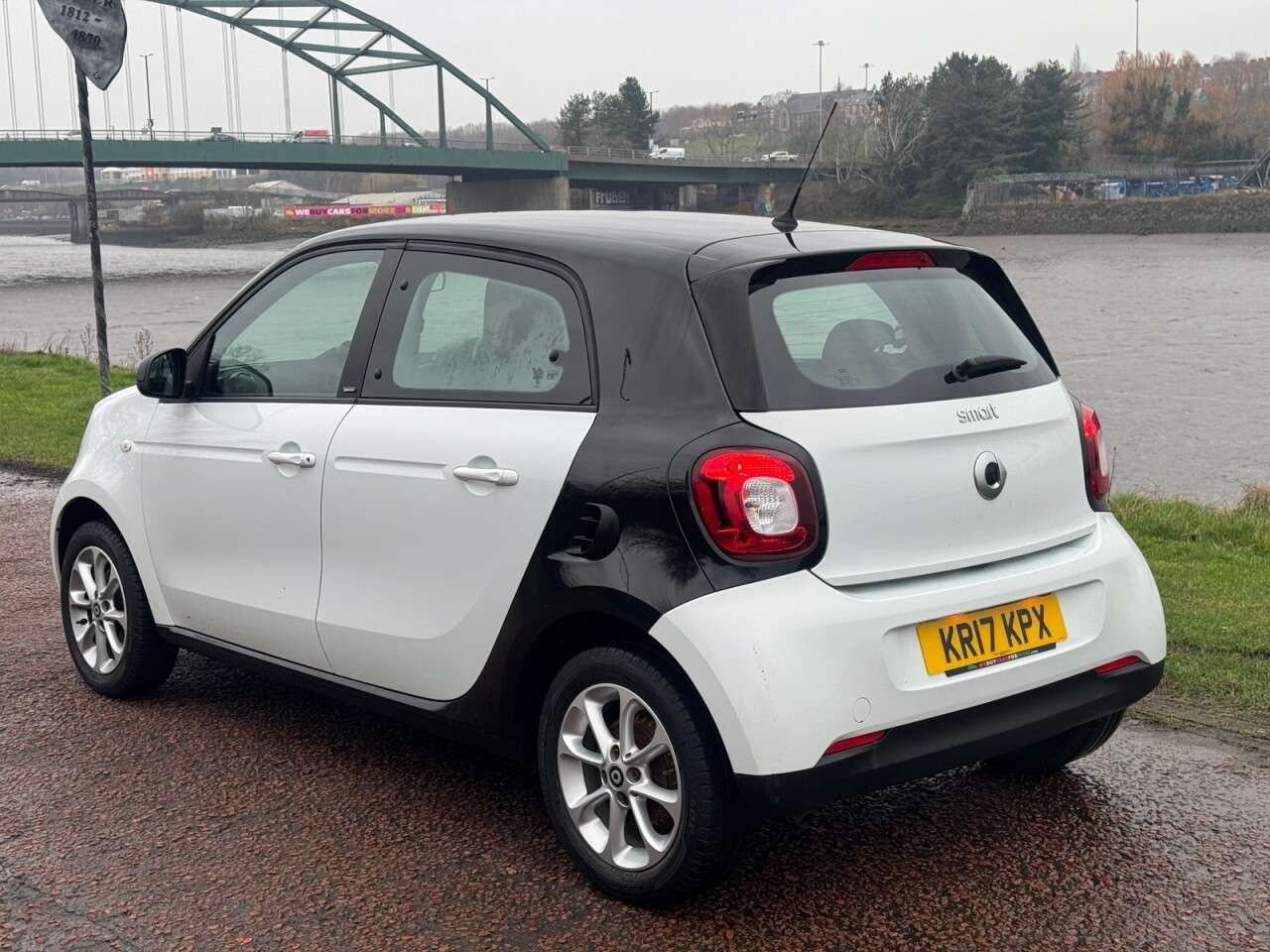 2017 SMART FORFOUR 2017 SMART FORFOUR