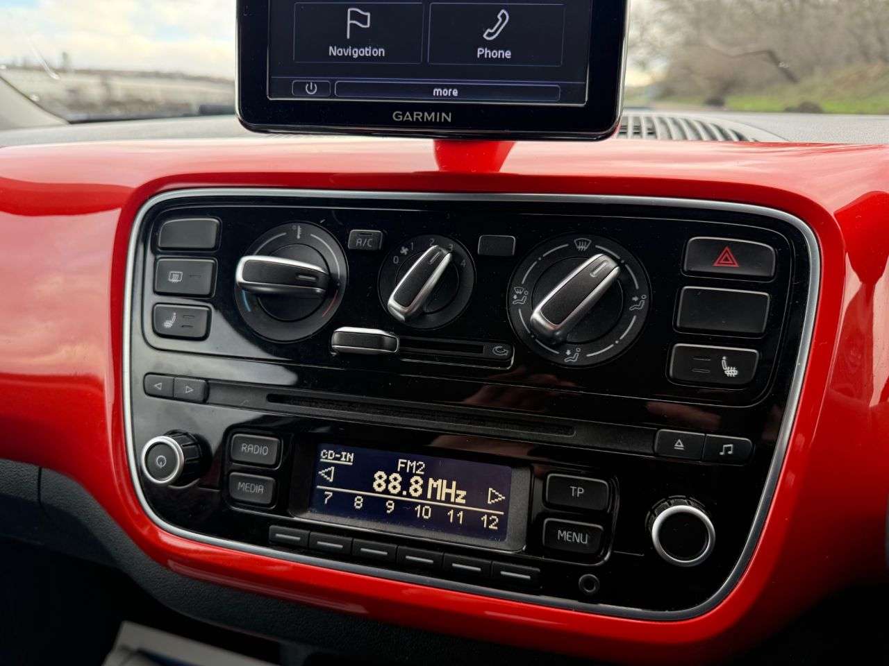 2014 VOLKSWAGEN UP! 2014 VOLKSWAGEN UP!