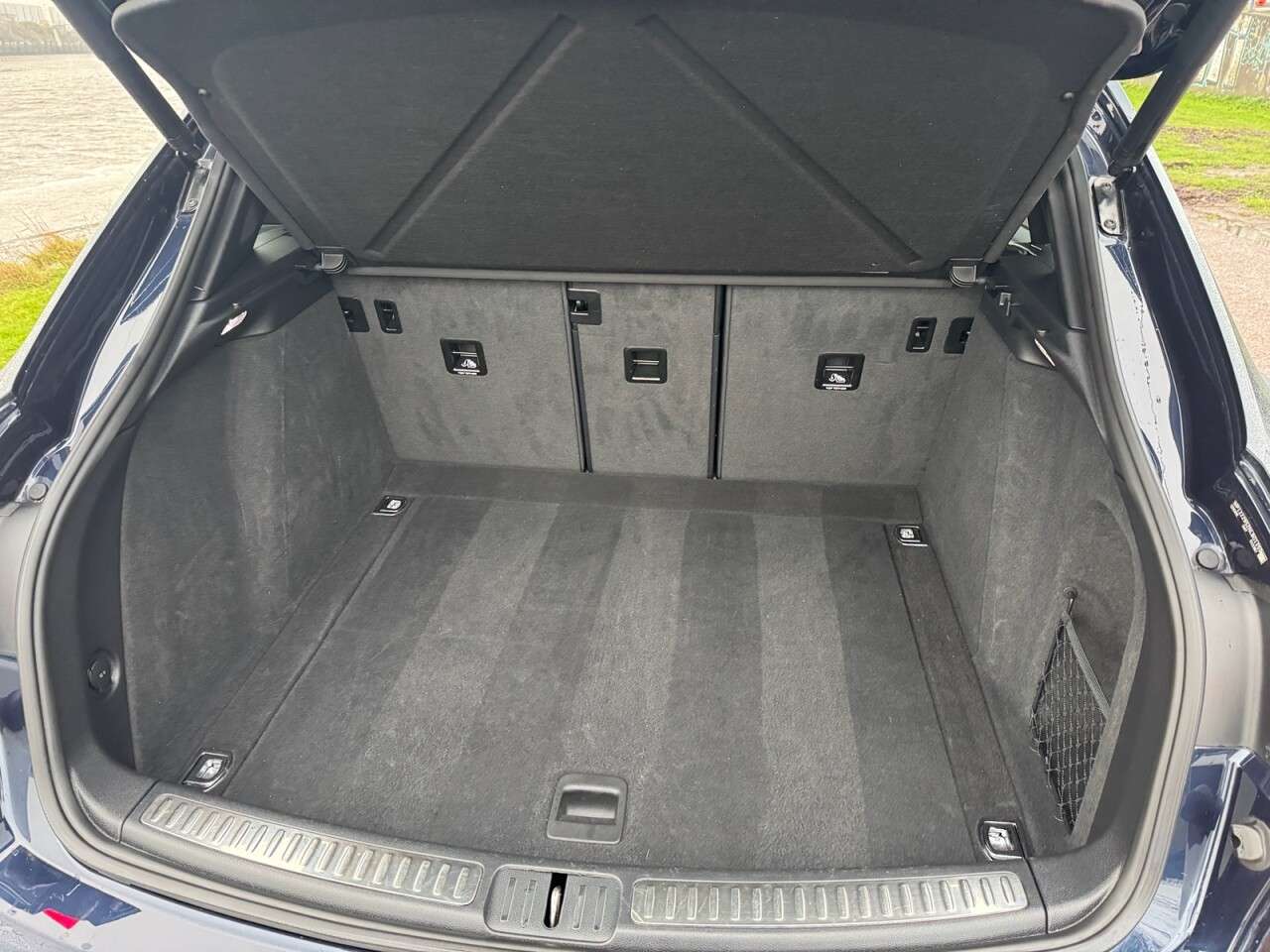 2021 PORSCHE MACAN 2021 PORSCHE MACAN