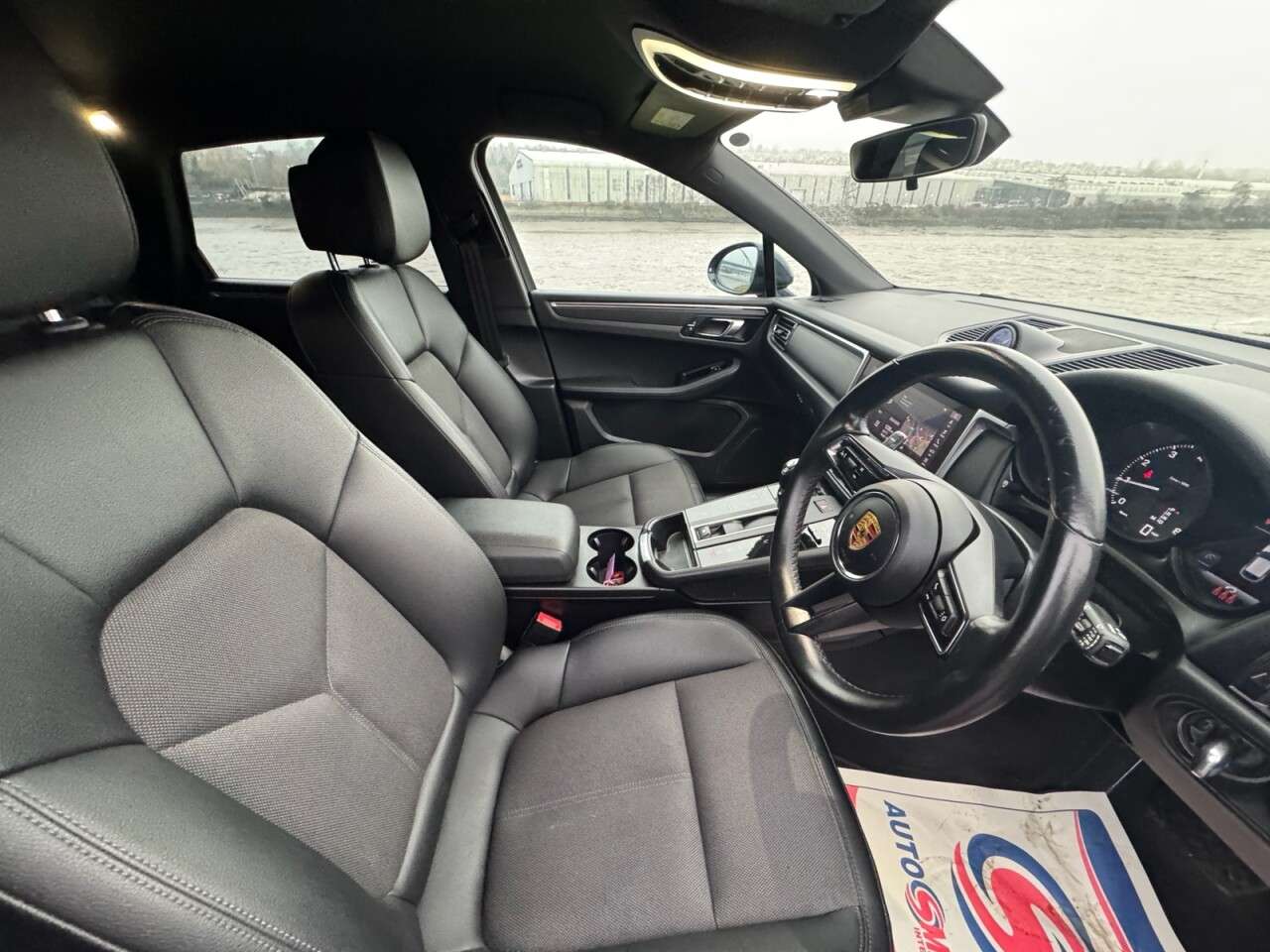 2021 PORSCHE MACAN 2021 PORSCHE MACAN