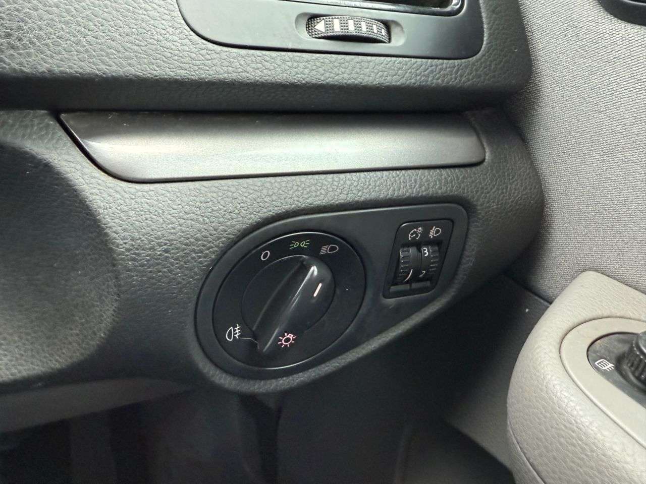 2011 SEAT ALHAMBRA 2011 SEAT ALHAMBRA