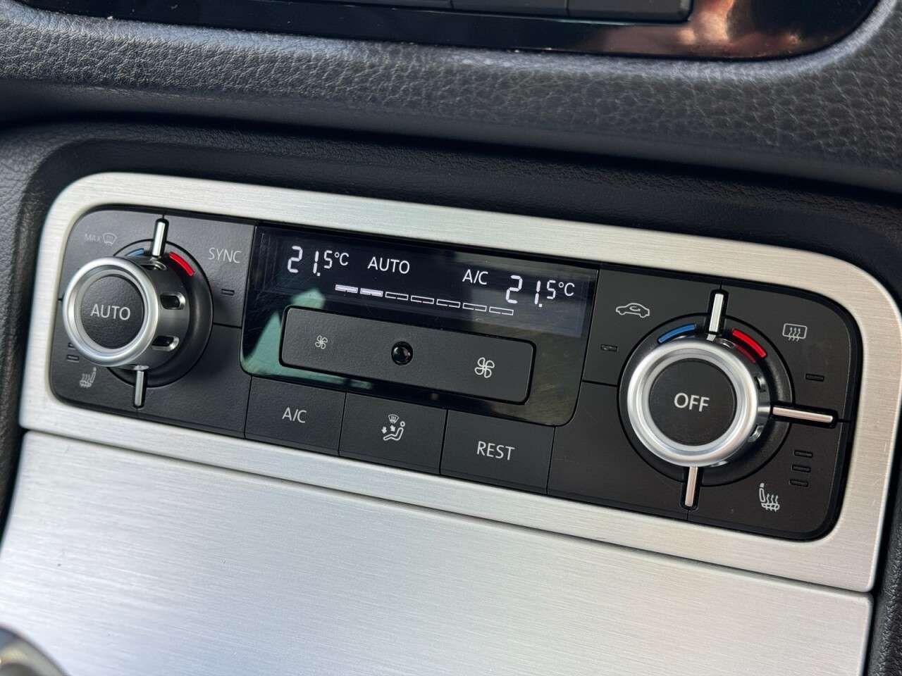 2014 VOLKSWAGEN TOUAREG 2014 VOLKSWAGEN TOUAREG