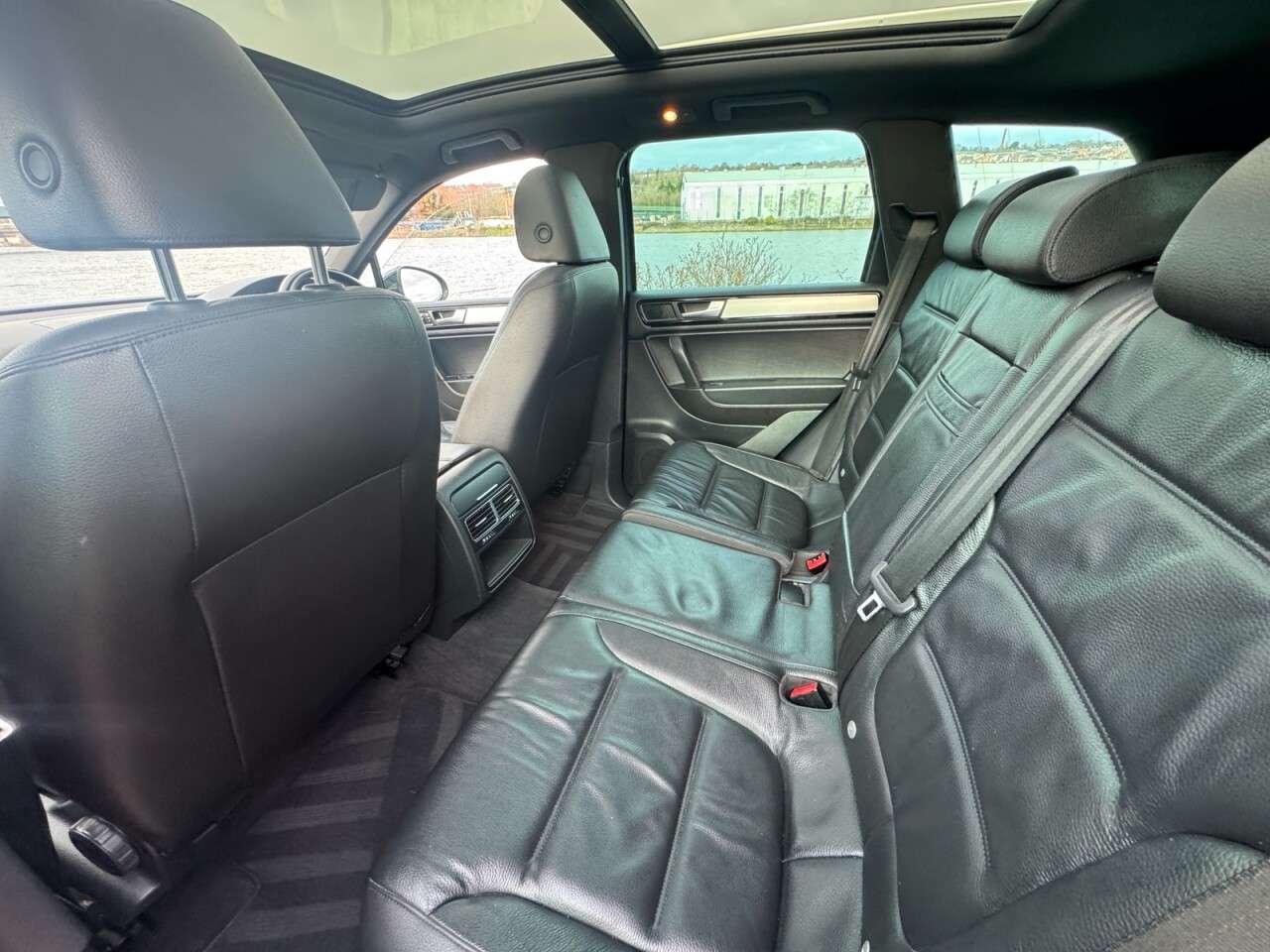 2014 VOLKSWAGEN TOUAREG 2014 VOLKSWAGEN TOUAREG