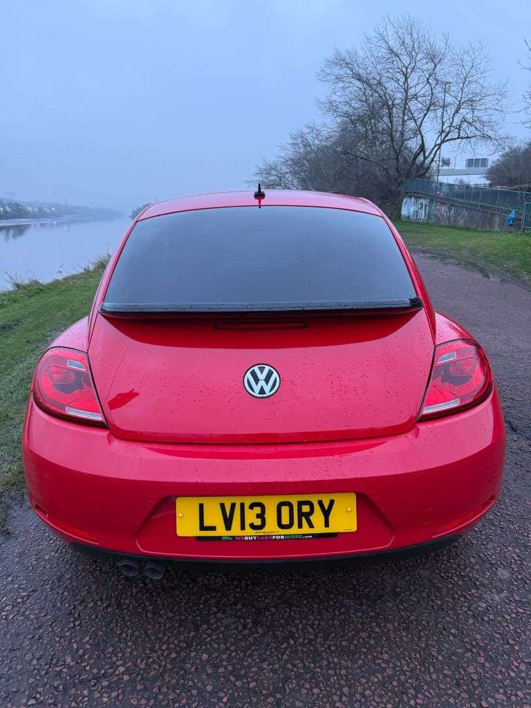 A 2013 VOLKSWAGEN BEETLE 2.0 TDI Sport Hatchback 3dr Diesel Manual Euro 5 (140 ps) DUAL CLIMATE CONT A 2013 VOLKSWAGEN BEETLE 2.0 TDI Sport Hatchback 3dr Diesel Manual Euro 5 (140 ps) DUAL CLIMATE CONT