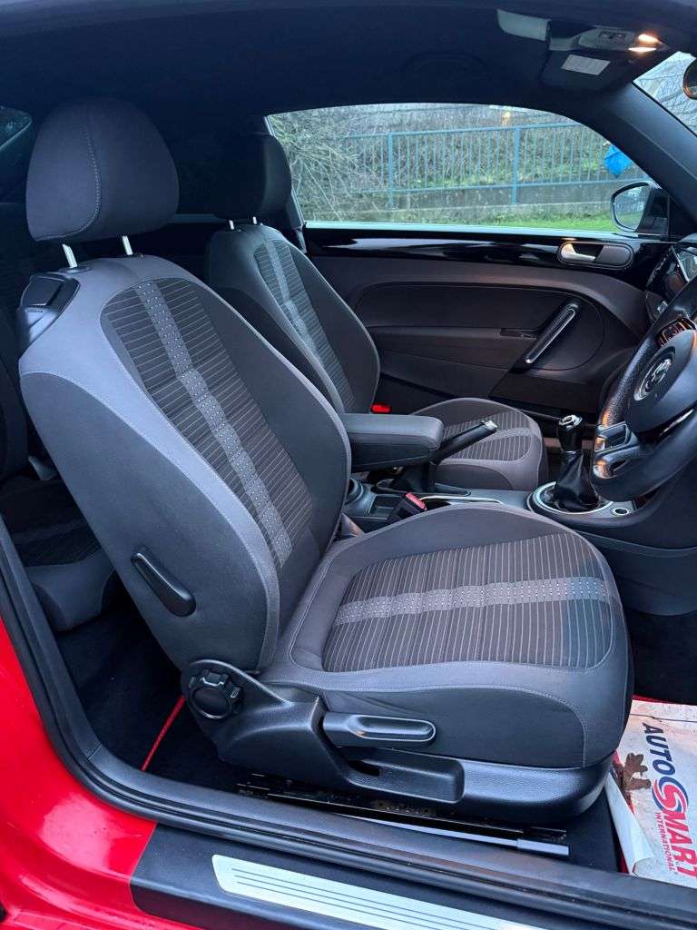 2013 VOLKSWAGEN BEETLE 2013 VOLKSWAGEN BEETLE