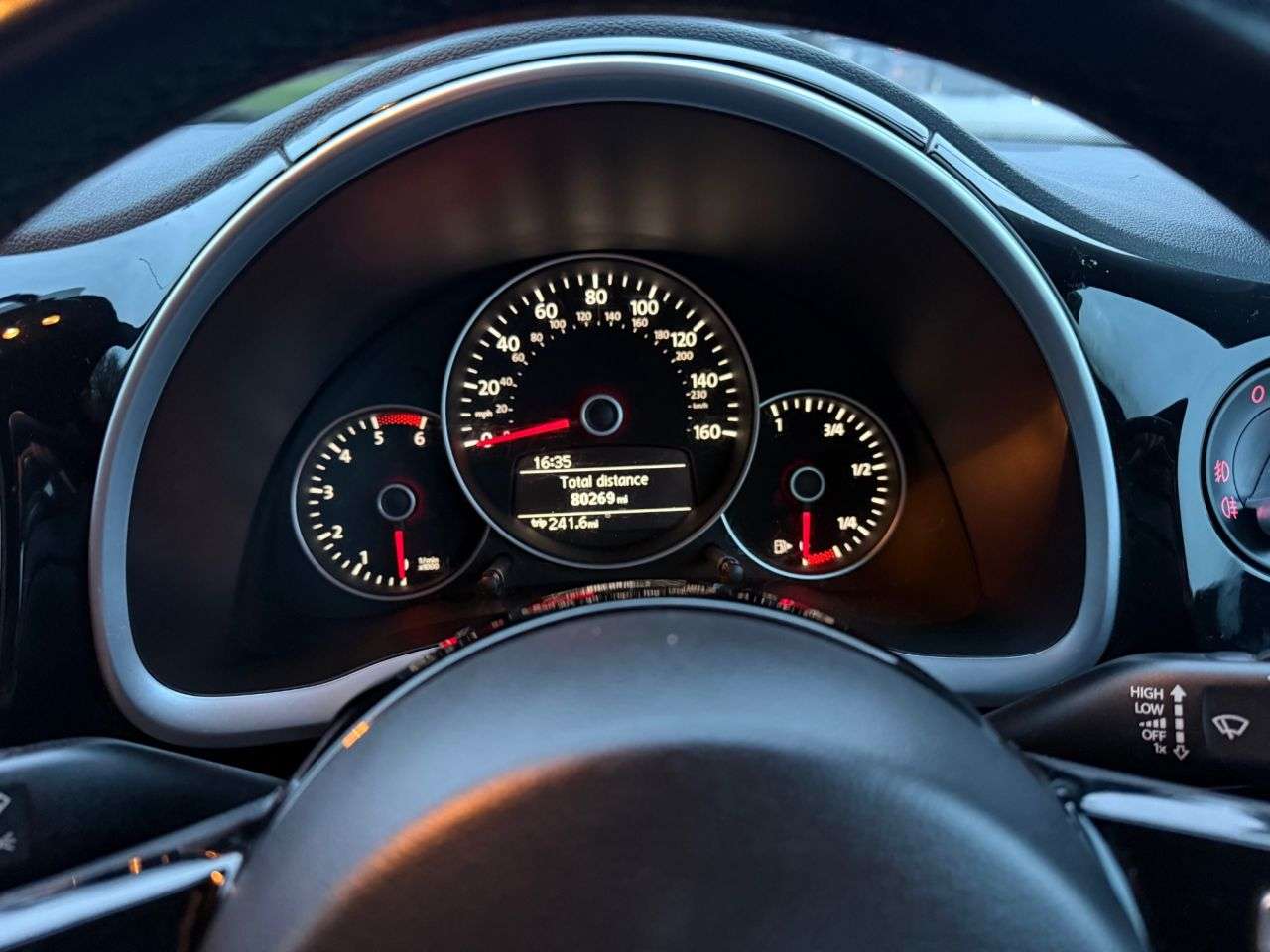 2013 VOLKSWAGEN BEETLE 2013 VOLKSWAGEN BEETLE