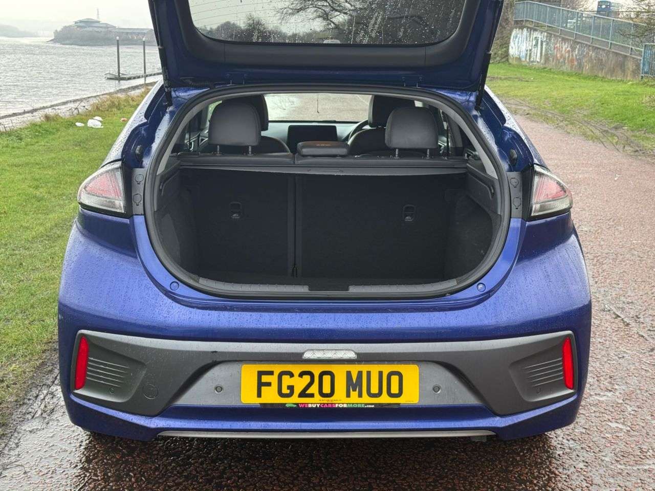 0 HYUNDAI IONIQ 0 HYUNDAI IONIQ