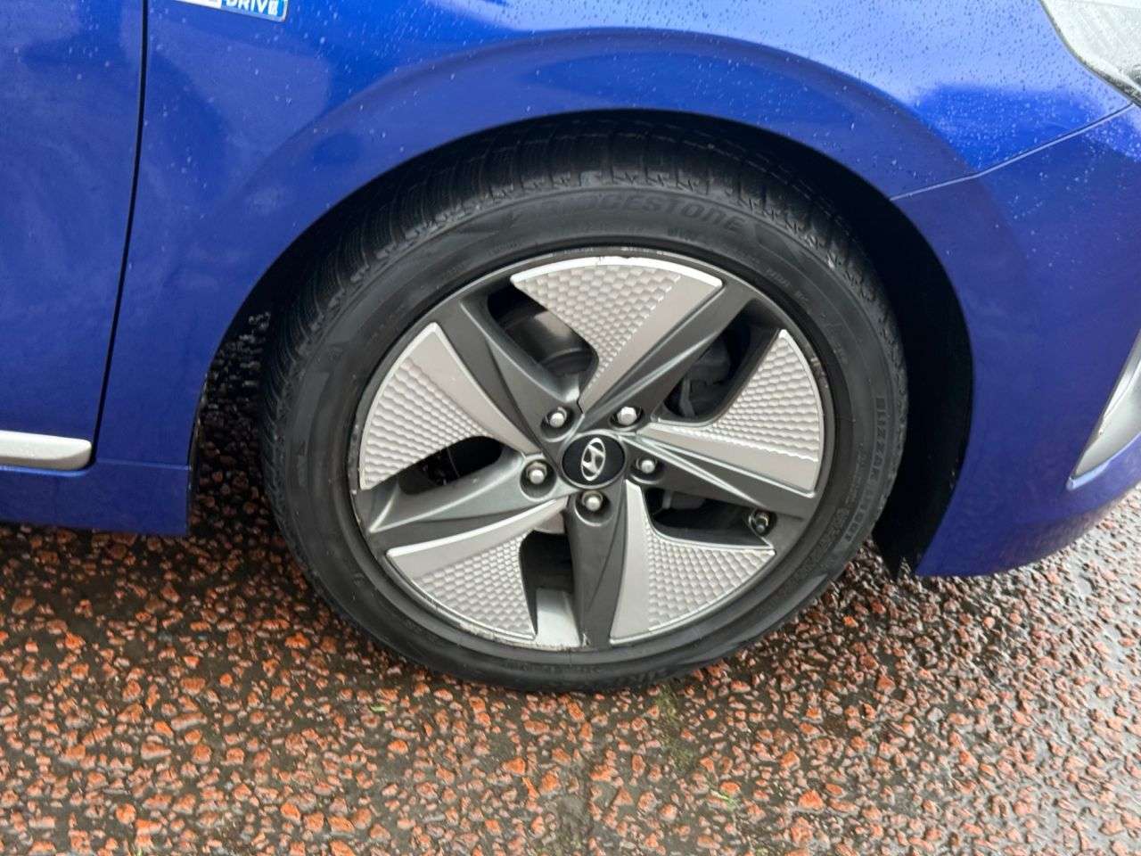 0 HYUNDAI IONIQ 0 HYUNDAI IONIQ