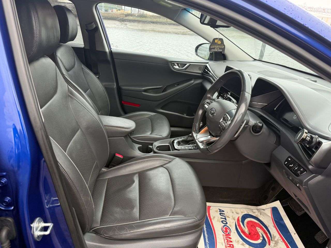 0 HYUNDAI IONIQ 0 HYUNDAI IONIQ