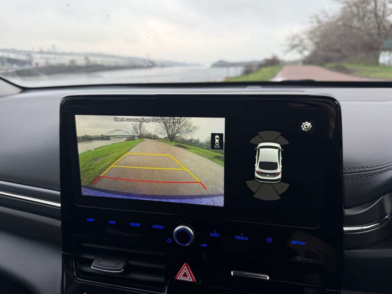 0 HYUNDAI IONIQ 0 HYUNDAI IONIQ