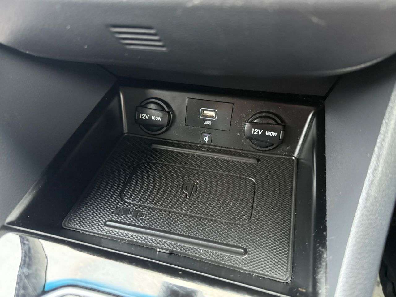 0 HYUNDAI IONIQ 0 HYUNDAI IONIQ