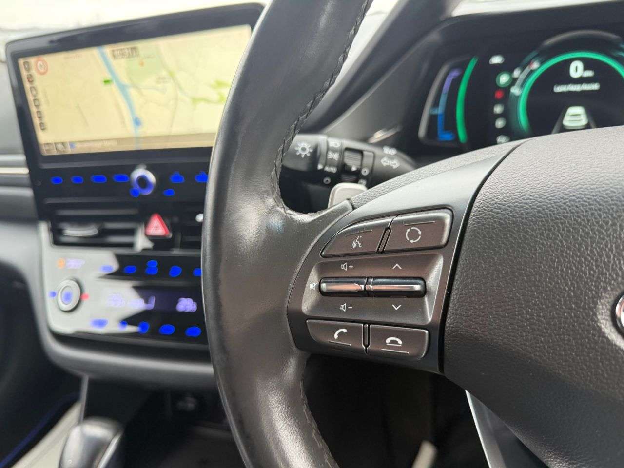 0 HYUNDAI IONIQ 0 HYUNDAI IONIQ