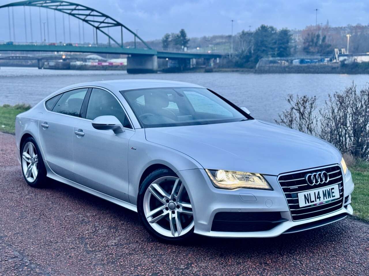 A 2014 AUDI A7 3.0 TDI V6 S line Sportback 5dr Diesel S Tronic quattro Euro 5 (s/s) (245 p A 2014 AUDI A7 3.0 TDI V6 S line Sportback 5dr Diesel S Tronic quattro Euro 5 (s/s) (245 p