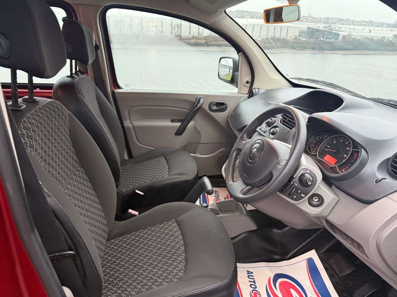 2011 RENAULT KANGOO 2011 RENAULT KANGOO