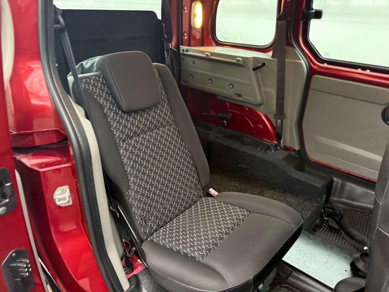 2011 RENAULT KANGOO 2011 RENAULT KANGOO