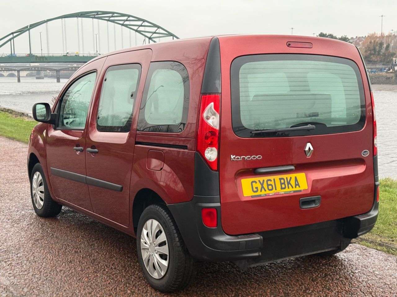 2011 RENAULT KANGOO 2011 RENAULT KANGOO