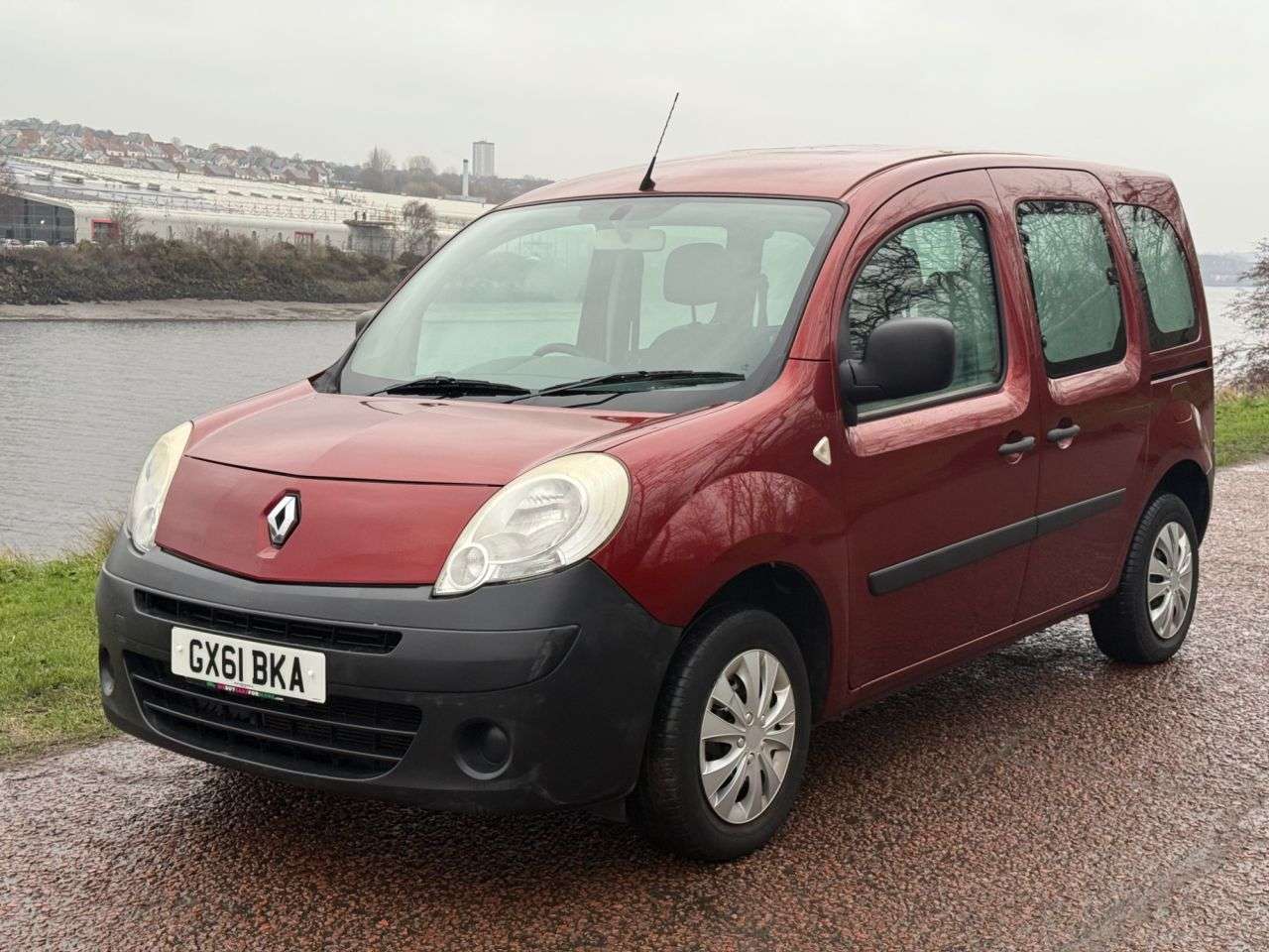 2011 RENAULT KANGOO 2011 RENAULT KANGOO